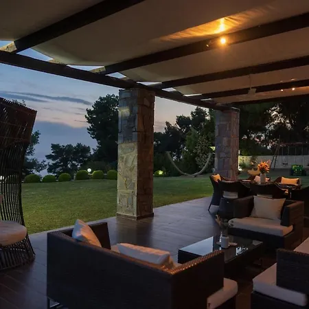 Ozia Private Halkidiki Vilă Kalandra